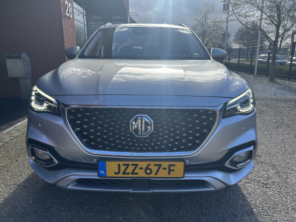 MG EHS 1.5 TGDI Luxury // SCHUIF-KANTELDAK // 360 CAMERA // ADAPT. CRUISE // ELEK.STOELEN+KLEP // DODEHOEK // KEYLESS 4