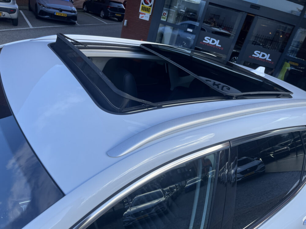 MG EHS 1.5 TGDI Luxury // SCHUIF-KANTELDAK // 360 CAMERA // ADAPT. CRUISE // ELEK.STOELEN+KLEP // DODEHOEK // KEYLESS // 12