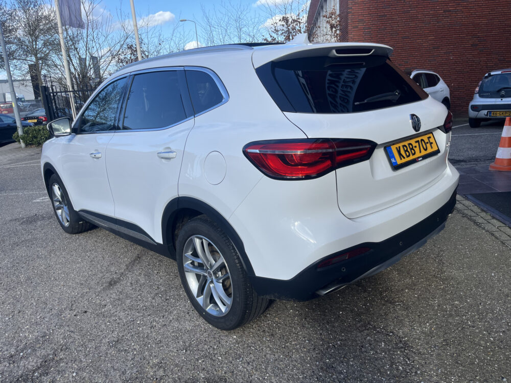 MG EHS 1.5 TGDI Luxury // SCHUIF-KANTELDAK // 360 CAMERA // ADAPT. CRUISE // ELEK.STOELEN+KLEP // DODEHOEK // KEYLESS // 3