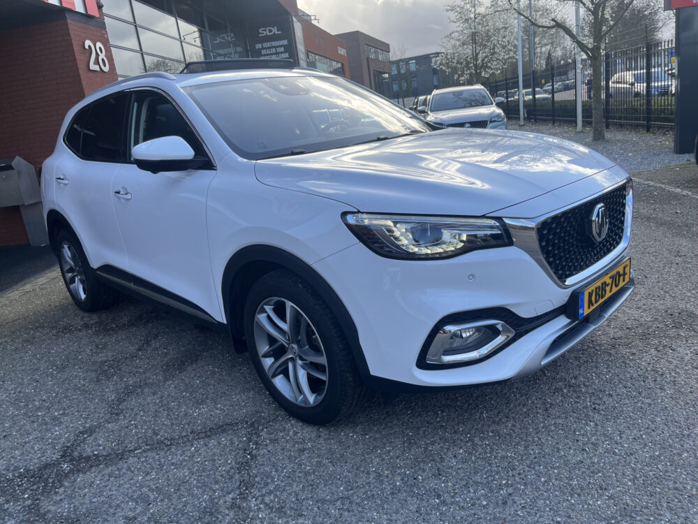 MG EHS 1.5 TGDI Luxury // SCHUIF-KANTELDAK // 360 CAMERA // ADAPT. CRUISE // ELEK.STOELEN+KLEP // DODEHOEK // KEYLESS // 7