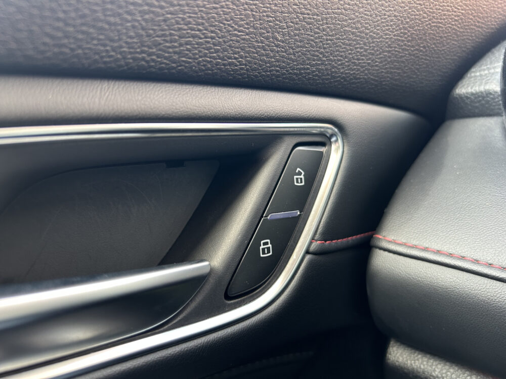 MG EHS 1.5 TGDI Luxury // SCHUIF-KANTELDAK // 360 CAMERA // ADAPT. CRUISE // ELEK.STOELEN+KLEP // DODEHOEK // KEYLESS 26