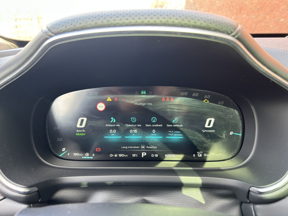 MG EHS 1.5 TGDI Luxury // SCHUIF-KANTELDAK // 360 CAMERA // ADAPT. CRUISE // ELEK.STOELEN+KLEP // DODEHOEK // KEYLESS 37