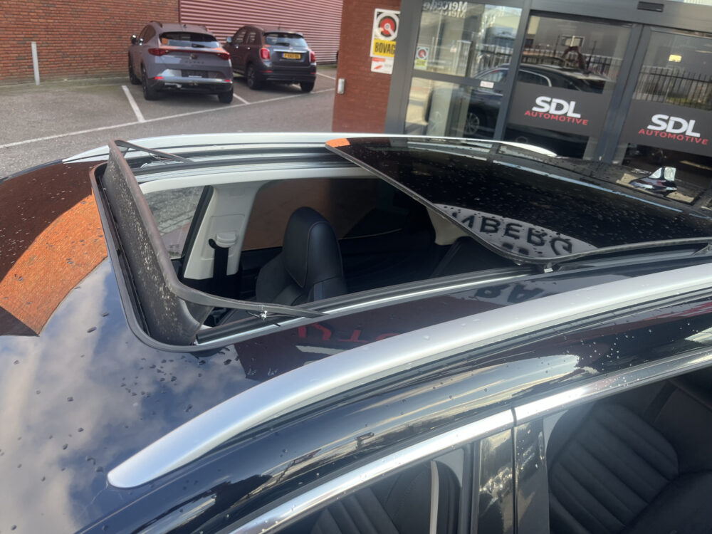 MG EHS 1.5 TGDI Luxury // SCHUIF-KANTELDAK // 360 CAMERA // ADAPT. CRUISE // ELEK.STOELEN+KLEP // DODEHOEK // KEYLESS // 12