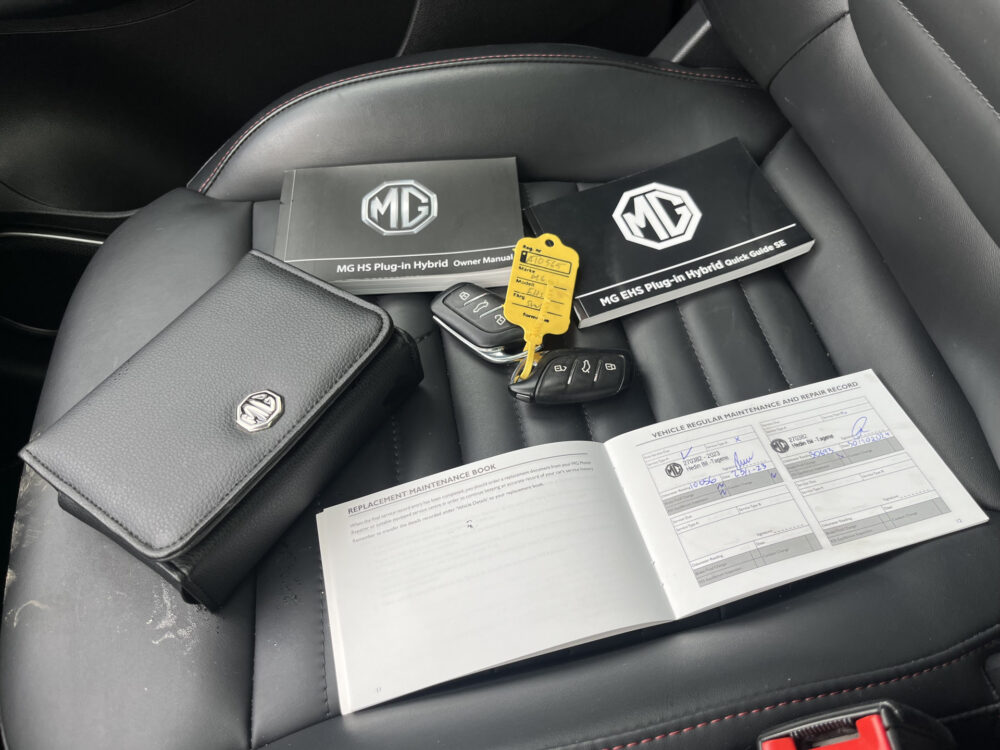 MG EHS 1.5 TGDI Luxury // SCHUIF-KANTELDAK // 360 CAMERA // ADAPT. CRUISE // ELEK.STOELEN+KLEP // DODEHOEK // KEYLESS // 36