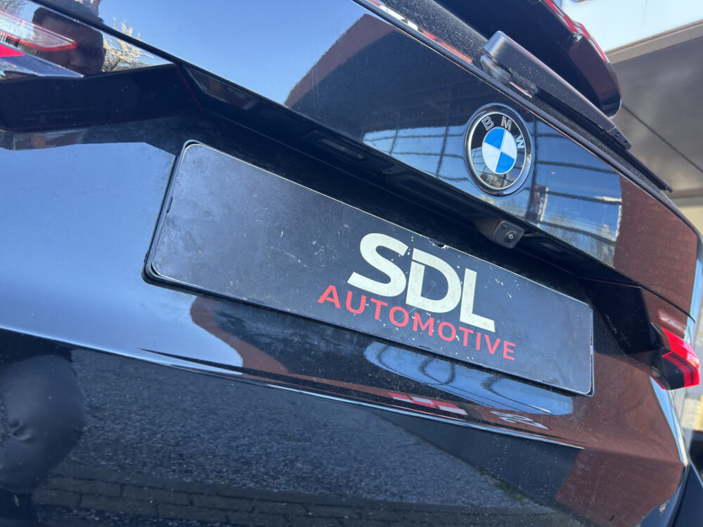 BMW X1 xDrive23i 4Cilinder High Executive M Sport Shadow Line // FULL LED // PANO/SCHUIFKANTELDAK // LEDER // HUD // 360 CAMERA // M Sp 33