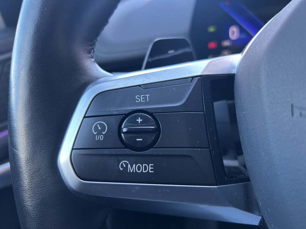 BMW X1 xDrive23i 4Cilinder High Executive M Sport Shadow Line // FULL LED // PANO/SCHUIFKANTELDAK // LEDER // HUD // 360 CAMERA // M Sp 9