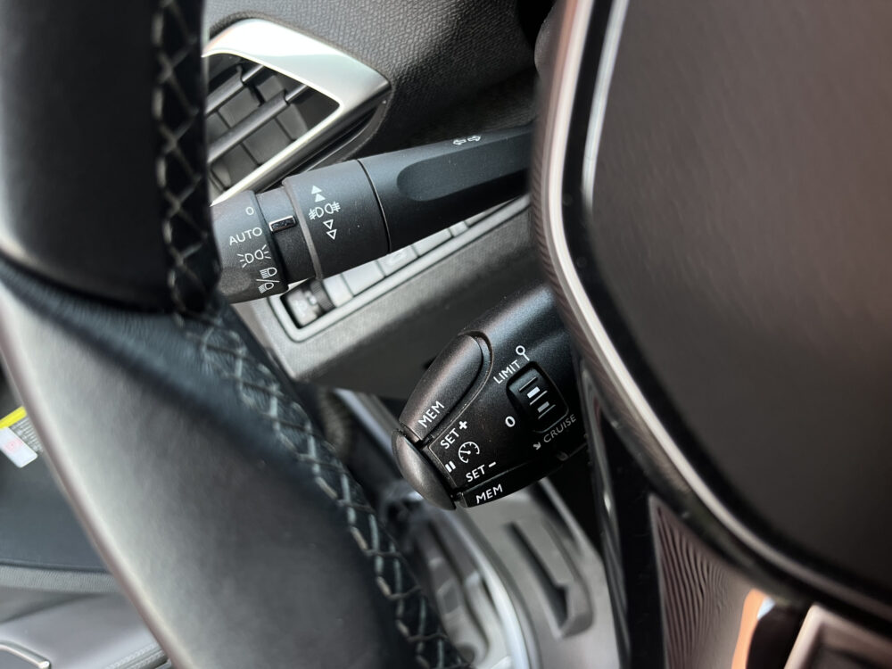 Peugeot 3008 1.2 PureTech Allure // ELEK. ACHTERKLEP // CAMERA+SENSOREN // CRUISE // CLIMA // HALF LEDER // VIRTUAL COCKPIT // 20