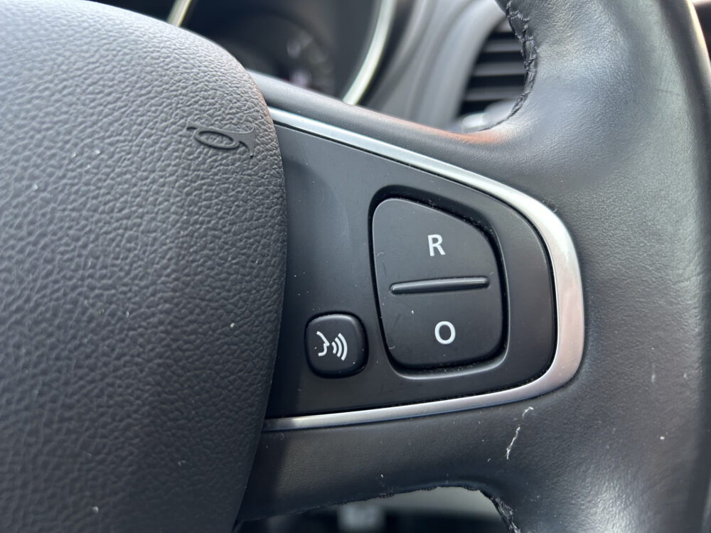 Renault Captur 1.3 TCe Version S // FULL LED // NAVI // CAMERA // KEYLESS // PDC V+A // STOELVERWARMING // PANODAK 10