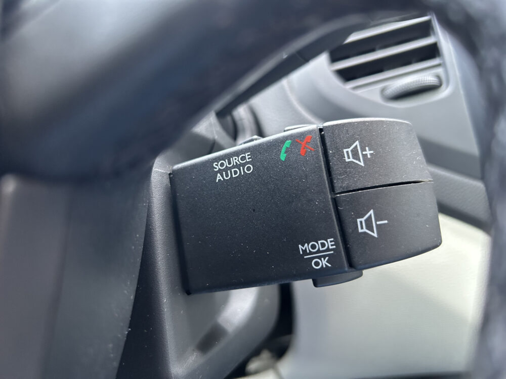 Renault Captur 1.3 TCe Version S // FULL LED // NAVI // CAMERA // KEYLESS // PDC V+A // STOELVERWARMING // PANODAK 13