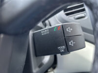 Renault Captur 1.3 TCe Version S // FULL LED // NAVI // CAMERA // KEYLESS // PDC V+A // STOELVERWARMING // PANODAK 50