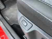 Renault Captur 1.3 TCe Version S // FULL LED // NAVI // CAMERA // KEYLESS // PDC V+A // STOELVERWARMING // PANODAK 61