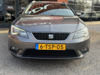 SEAT Leon ST 1.2 TSI Style First Edition // NAVI // PDC V + A // TREKHAAK // CRUISE // BOEKJES ERBIJ NETJES ONDERHOUDEN // 31