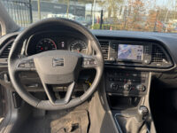 SEAT Leon ST 1.2 TSI Style First Edition // NAVI // PDC V + A // TREKHAAK // CRUISE // BOEKJES ERBIJ NETJES ONDERHOUDEN // 36