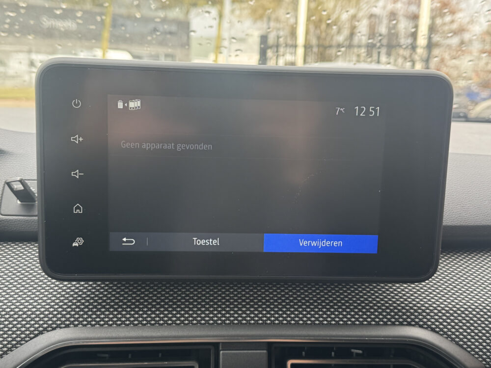 Dacia Jogger 1.0 TCe 110 Extreme 5p. // TREKHAAK // NAVI // CAMERA // PDC // DODENHOEK SENSOR // CRUISE // APPLE CARPLAY - ANDROID AUTO // 15