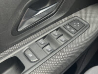 Dacia Jogger 1.0 TCe 110 Extreme 5p. // TREKHAAK // NAVI // CAMERA // PDC // DODENHOEK SENSOR // CRUISE // APPLE CARPLAY - ANDROID AUTO // 55