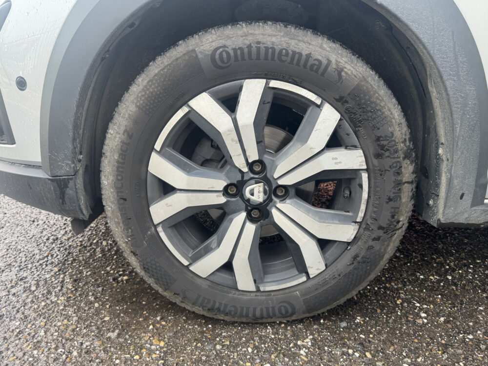 Dacia Jogger 1.0 TCe 110 Extreme 5p. // TREKHAAK // NAVI // CAMERA // PDC // DODENHOEK SENSOR // CRUISE // APPLE CARPLAY - ANDROID AUTO // 7