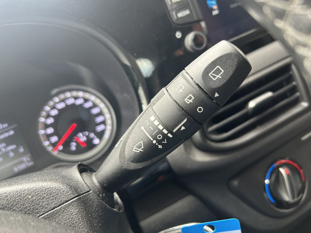 Hyundai i10 1.0 Comfort 5-zits // NAVI + CARPLAY // CAMERA // CRUISE // LMV // DAB 12