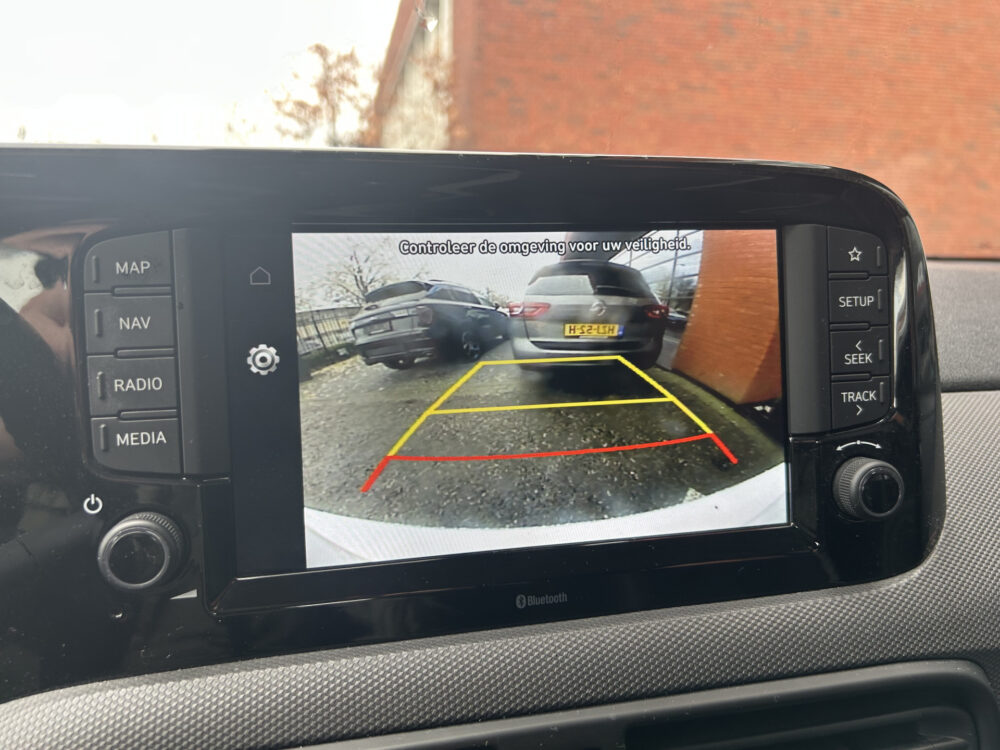 Hyundai i10 1.0 Comfort 5-zits // NAVI + CARPLAY // CAMERA // CRUISE // LMV // DAB 16