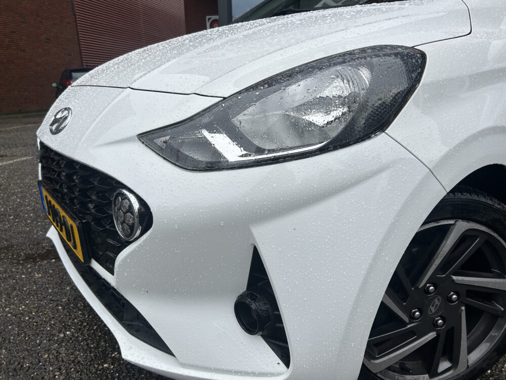 Hyundai i10 1.0 Comfort 5-zits // NAVI + CARPLAY // CAMERA // CRUISE // LMV // DAB 26