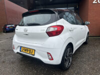 Hyundai i10 1.0 Comfort 5-zits // NAVI + CARPLAY // CAMERA // CRUISE // LMV // DAB 35