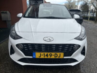 Hyundai i10 1.0 Comfort 5-zits // NAVI + CARPLAY // CAMERA // CRUISE // LMV // DAB 37