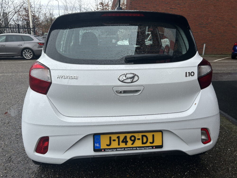 Hyundai i10 1.0 Comfort 5-zits // NAVI + CARPLAY // CAMERA // CRUISE // LMV // DAB 5