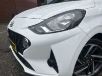 Hyundai i10 1.0 Comfort 5-zits // NAVI + CARPLAY // CAMERA // CRUISE // LMV // DAB 59