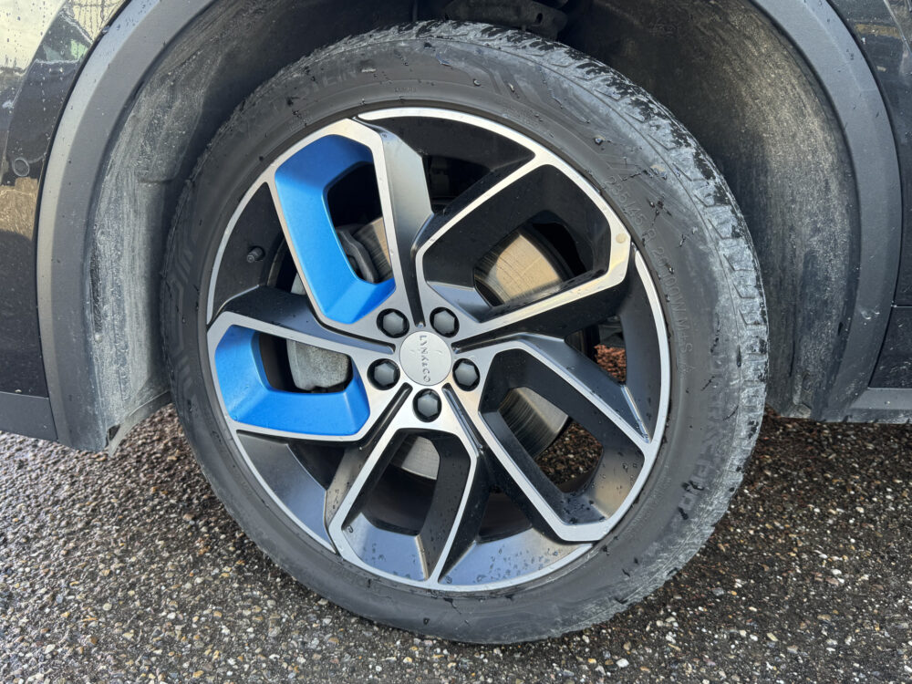 Lynk & Co 01 1.5 // PANO DAK // INFINITY SOUND // 360 CAMERA // ELEK. ACHTERKLEP // ADAPTIVE CRUISE // STOELVERWARMING // 8