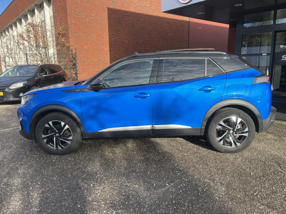 Peugeot 2008 1.2 PureTech GT-Line 131PK!! // SCHUIF-KANTELDAK // DODEHOEK // LED // CAMERA+SENSOREN // HALF LEDER // 3D COCKPIT // 2