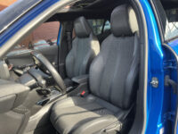 Peugeot 2008 1.2 PureTech GT-Line 131PK!! // SCHUIF-KANTELDAK // DODEHOEK // LED // CAMERA+SENSOREN // HALF LEDER // 3D COCKPIT // 49