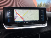 Peugeot 2008 1.2 PureTech GT-Line 131PK!! // SCHUIF-KANTELDAK // DODEHOEK // LED // CAMERA+SENSOREN // HALF LEDER // 3D COCKPIT // 60