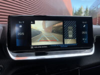 Peugeot 2008 1.2 PureTech GT-Line 131PK!! // SCHUIF-KANTELDAK // DODEHOEK // LED // CAMERA+SENSOREN // HALF LEDER // 3D COCKPIT // 63