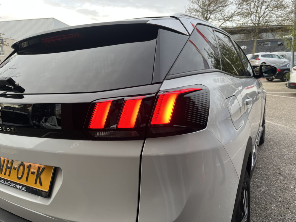 Peugeot 3008 1.2 Turbo Allure // DIGI COCKPIT! // NAVI // CAMERA // CLIMA // CRUISE // TREKHAAK // APPLE CARPLAY - ANDROID AUTO // ELEK. ACHT 12