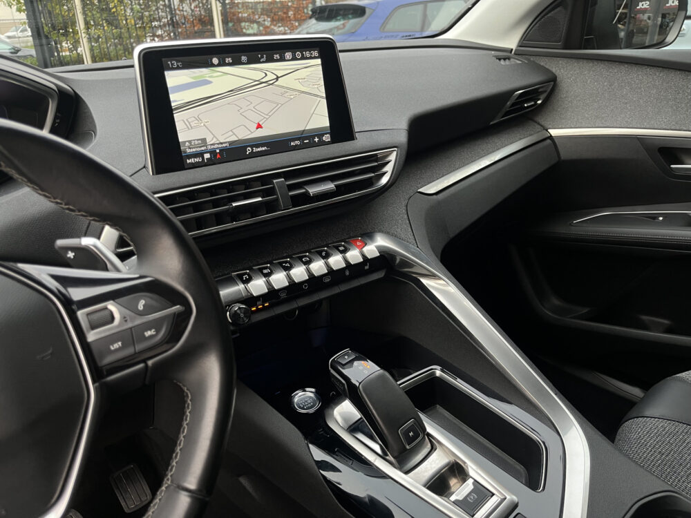 Peugeot 3008 1.2 Turbo Allure // DIGI COCKPIT! // NAVI // CAMERA // CLIMA // CRUISE // TREKHAAK // APPLE CARPLAY - ANDROID AUTO // ELEK. ACHT 34