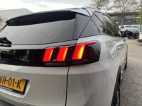 Peugeot 3008 1.2 Turbo Allure // DIGI COCKPIT! // NAVI // CAMERA // CLIMA // CRUISE // TREKHAAK // APPLE CARPLAY - ANDROID AUTO // ELEK. ACHT 48