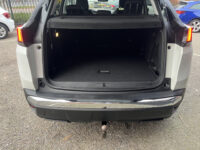 Peugeot 3008 1.2 Turbo Allure // DIGI COCKPIT! // NAVI // CAMERA // CLIMA // CRUISE // TREKHAAK // APPLE CARPLAY - ANDROID AUTO // ELEK. ACHT 50