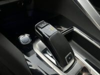 Peugeot 3008 1.2 Turbo Allure // DIGI COCKPIT! // NAVI // CAMERA // CLIMA // CRUISE // TREKHAAK // APPLE CARPLAY - ANDROID AUTO // ELEK. ACHT 60