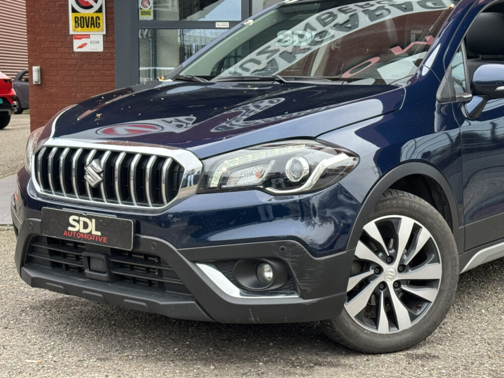 Suzuki S-Cross 1.4 Boosterjet High Executive // NAVI // CAMERA // SCHUIF-KANTEL DAK // ADAPTIVE CRUISE // LEDEREN BEKLEDING // 5