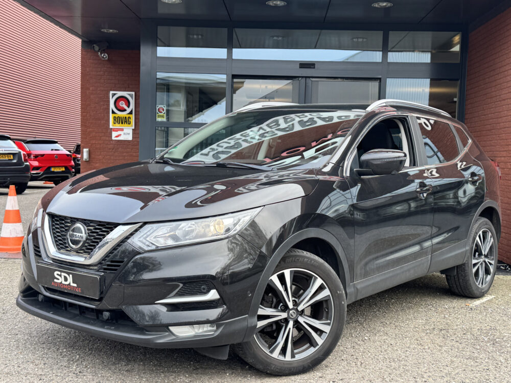 Nissan QASHQAI 1.3 DIG-T Business Edition // NAVI // 360 CAMERA // ADAPTIVE CRUISE // TREKHAAK // PANO DAK // CLIMA // 1