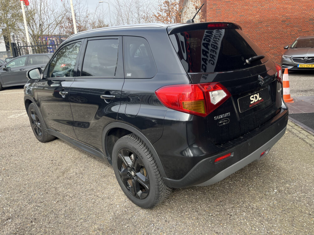 Suzuki Vitara 1.4 Boosterjet Stijl // KEYLESS // ADAPTIV. CRUISE // CAMERA+SENSOREN // NAVI+CARPLAY // STOELVERWARMING // 6