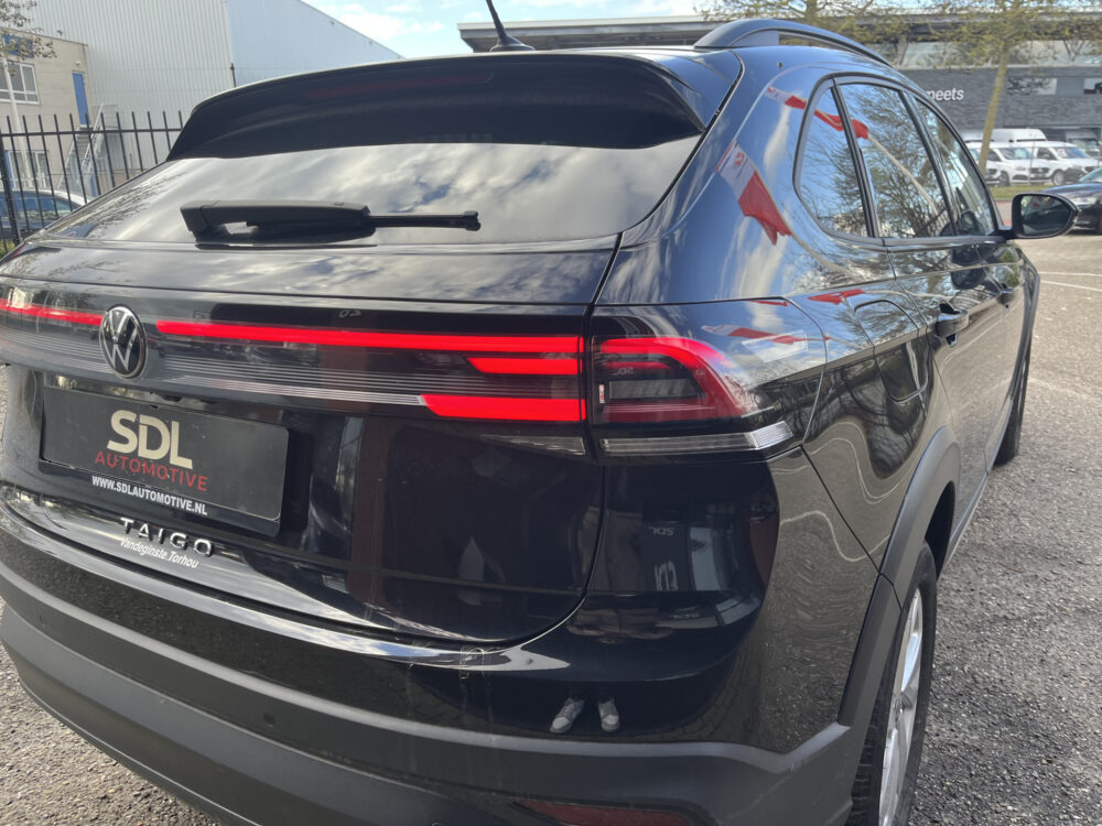 Volkswagen Taigo 1.0 TSI Style // ADAPT. CRUISE // CLIMA // CAMERA+SENSOREN // NAVI+CARPLAY // LED // 12