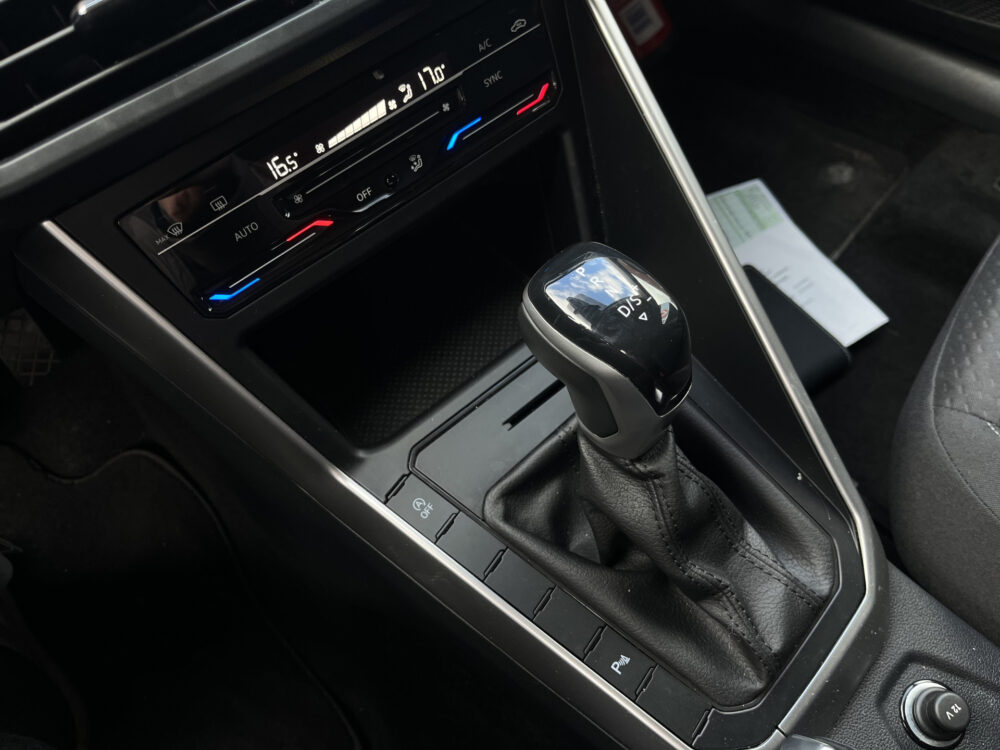 Volkswagen Taigo 1.0 TSI Style // ADAPT. CRUISE // CLIMA // CAMERA+SENSOREN // NAVI+CARPLAY // LED // 21