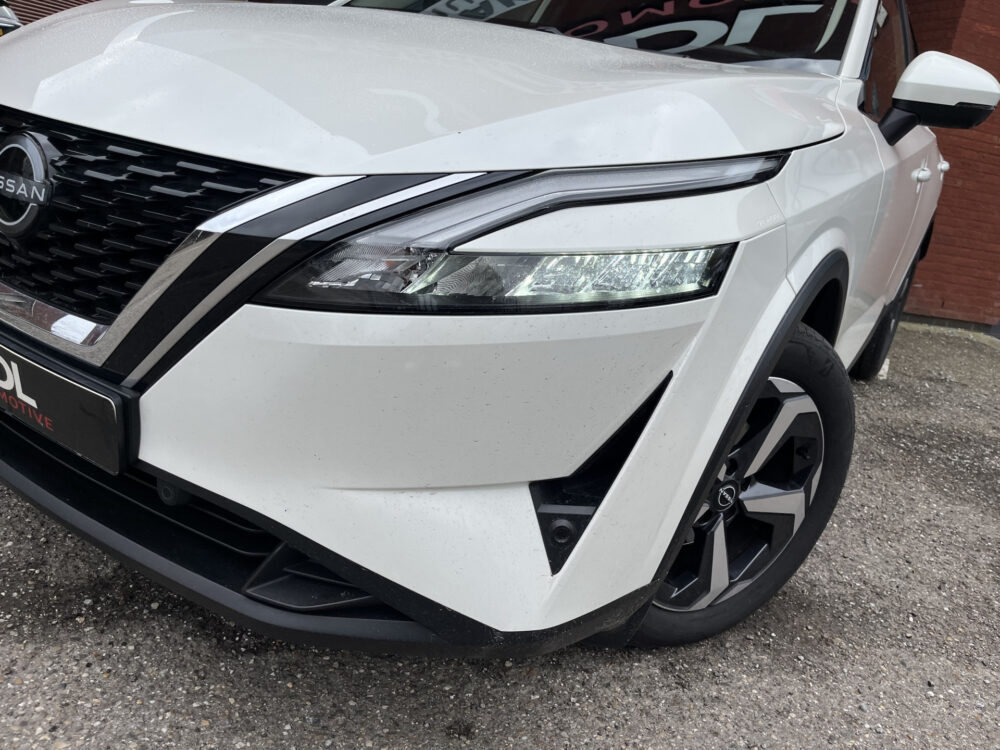 Nissan QASHQAI 1.3 MHEV Xtronic N-Connecta // ADAPT. CRUISE // DODEHOEK // 360 CAMERA+SENSOREN // KEYLESS // LED // NAVI+CARPLAY // 10