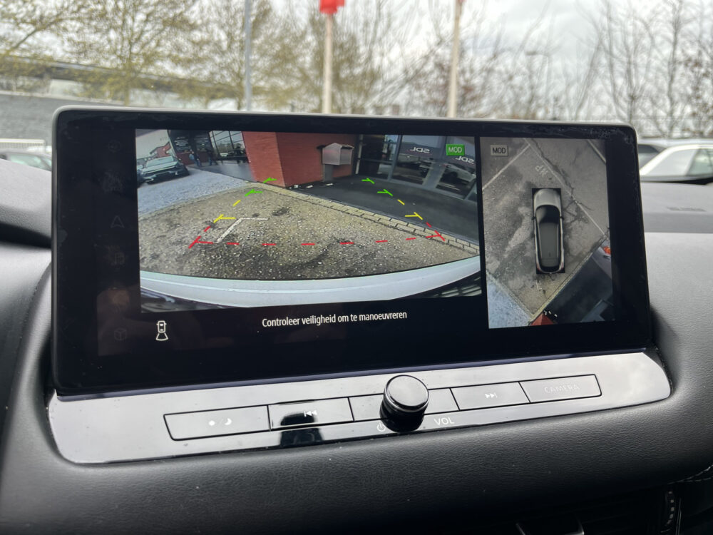 Nissan QASHQAI 1.3 MHEV Xtronic N-Connecta // ADAPT. CRUISE // DODEHOEK // 360 CAMERA+SENSOREN // KEYLESS // LED // NAVI+CARPLAY // 30