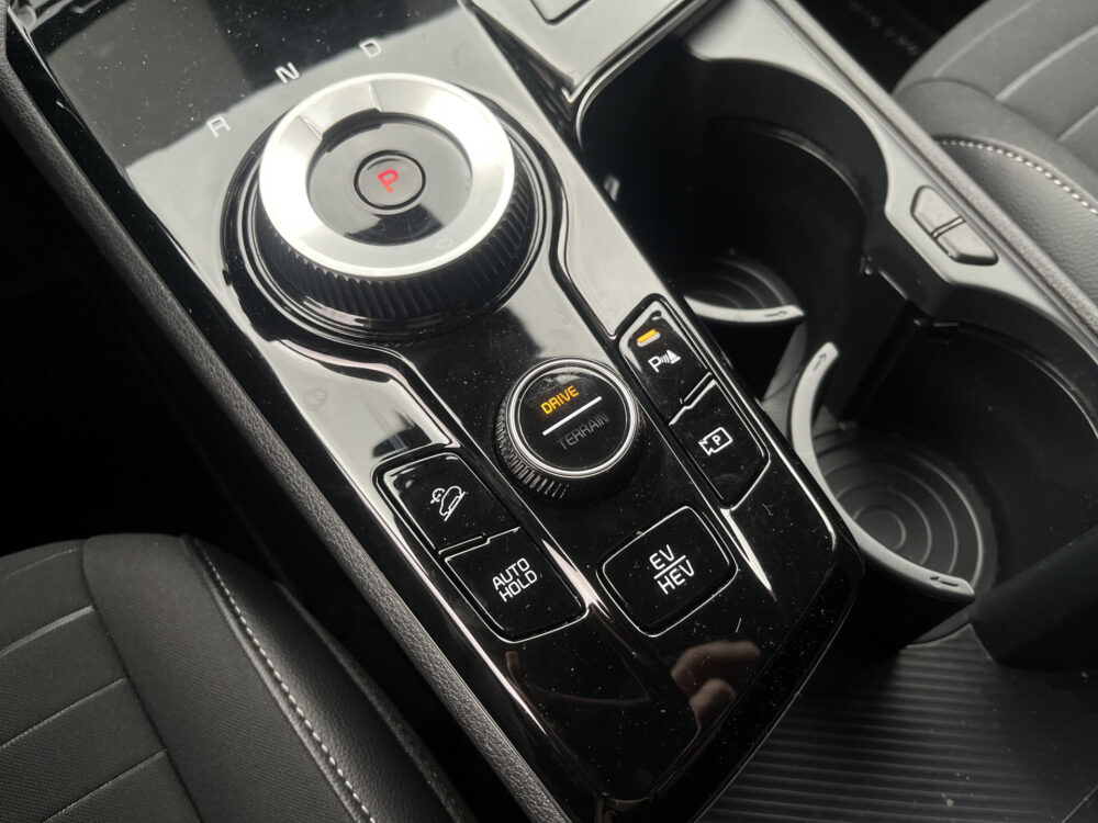 Kia Sportage 1.6 T-GDi Plug-in Hybrid AWD DynamicPlusLine //AFN. TREKHAAK // ADAPT . CRUISE // HALF LEDER // ELEK. STOEL // CAMERA+SENSOREN / 26