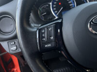 Toyota Yaris 1.5 Hybrid Orange Sport // LED // NAVI // CLIMA // CRUISE // BLUETOOTH // 49