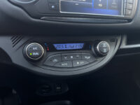Toyota Yaris 1.5 Hybrid Orange Sport // LED // NAVI // CLIMA // CRUISE // BLUETOOTH // 55