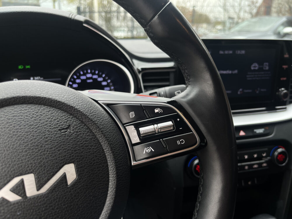 Kia Ceed Sportswagon 1.6 GDI PHEV DynamicLine // FULL LED // APPLE CARPLAY / ANDROID AUTO // ADAPTIVE CRUISE // KEYLESS // STOEL + STUURVERWARMING 21