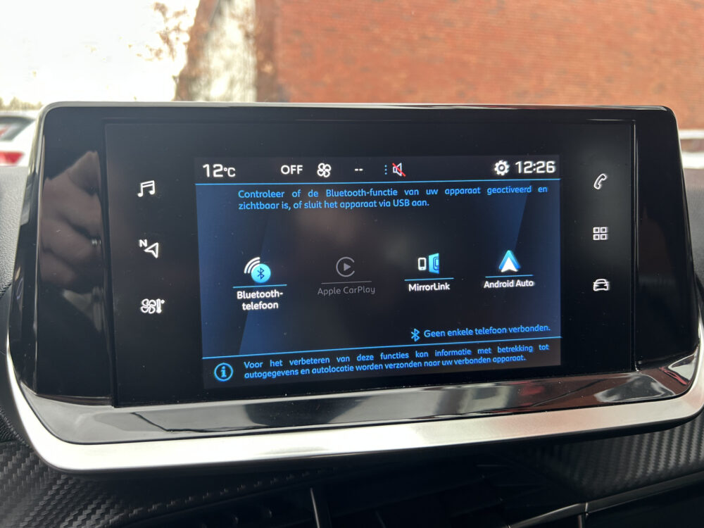 Peugeot 208 1.2 PureTech Allure Pack // LED // APPLE CARPLAY / ANDROID AUTO // CAMERA // PDC 14