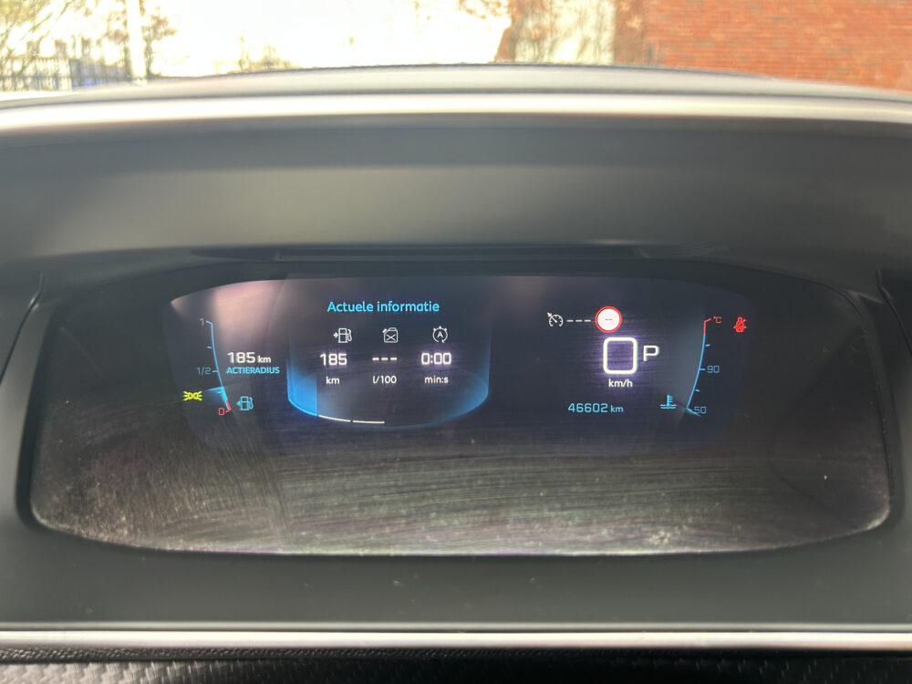 Peugeot 208 1.2 PureTech Allure Pack // LED // APPLE CARPLAY / ANDROID AUTO // CAMERA // PDC 29